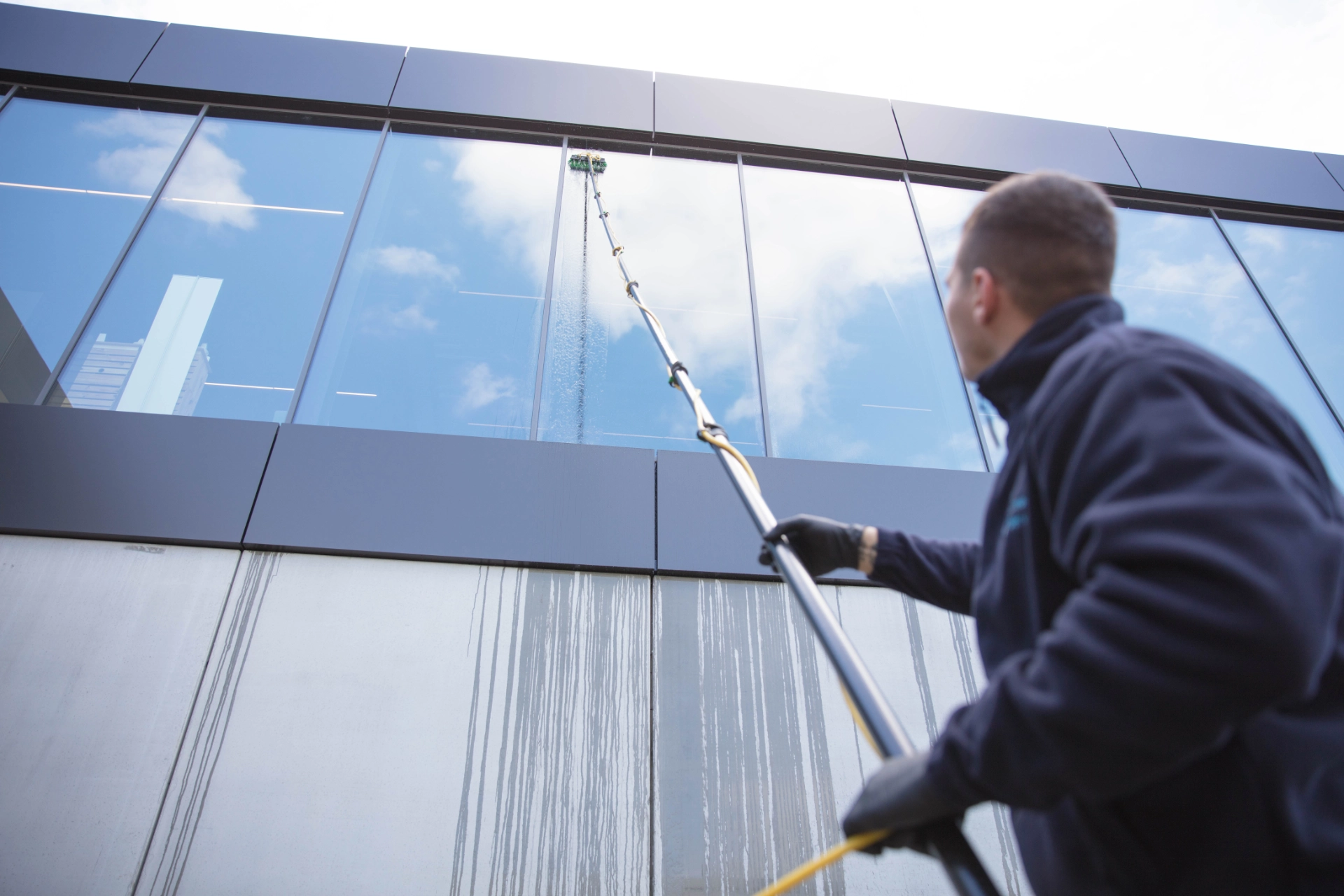 Fenster- und Glasreinigung Tübingen – Professionell durch CleanFix Service
